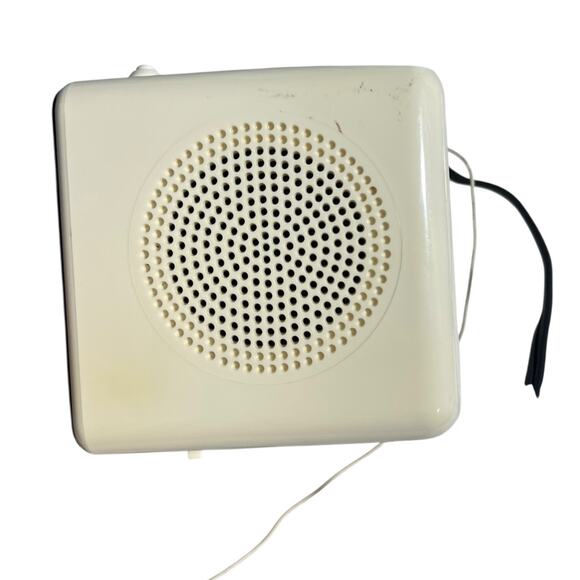 Vintage Sony ICF C10W Cube Alarm Clock Radio AM FM Digital Display - Picture 8 of 10